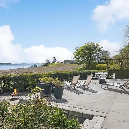 Semesterbostad Amazing In With House Sea View *